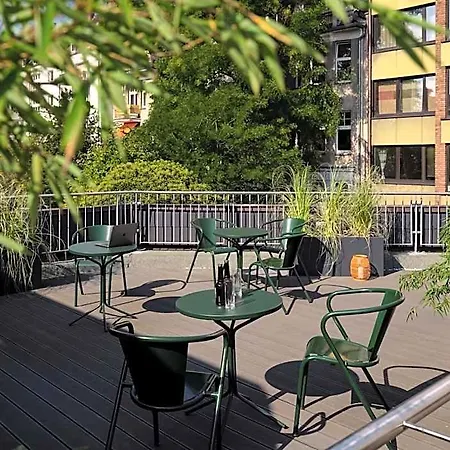 Stayery Suelz - Uni-center Hotel 4*