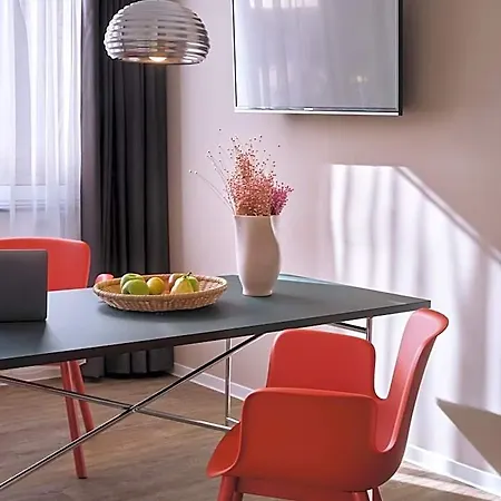 Stayery Suelz - Uni-center 4* Cologne