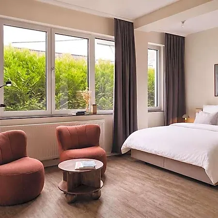Stayery Suelz - Uni-center