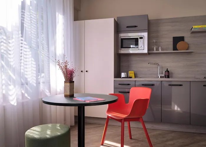 Stayery Suelz 4* Köln