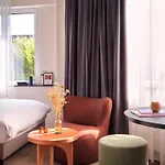 Stayery Suelz