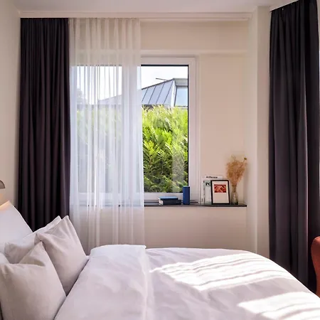 Stayery Suelz - Uni-center Hotel