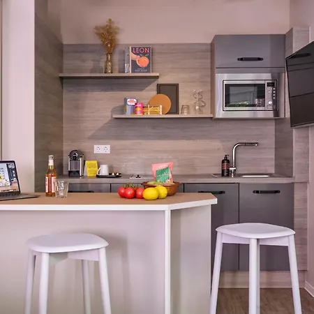 Hotel Stayery Suelz - Uni-center Colónia