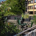 Stayery Suelz 4* Köln